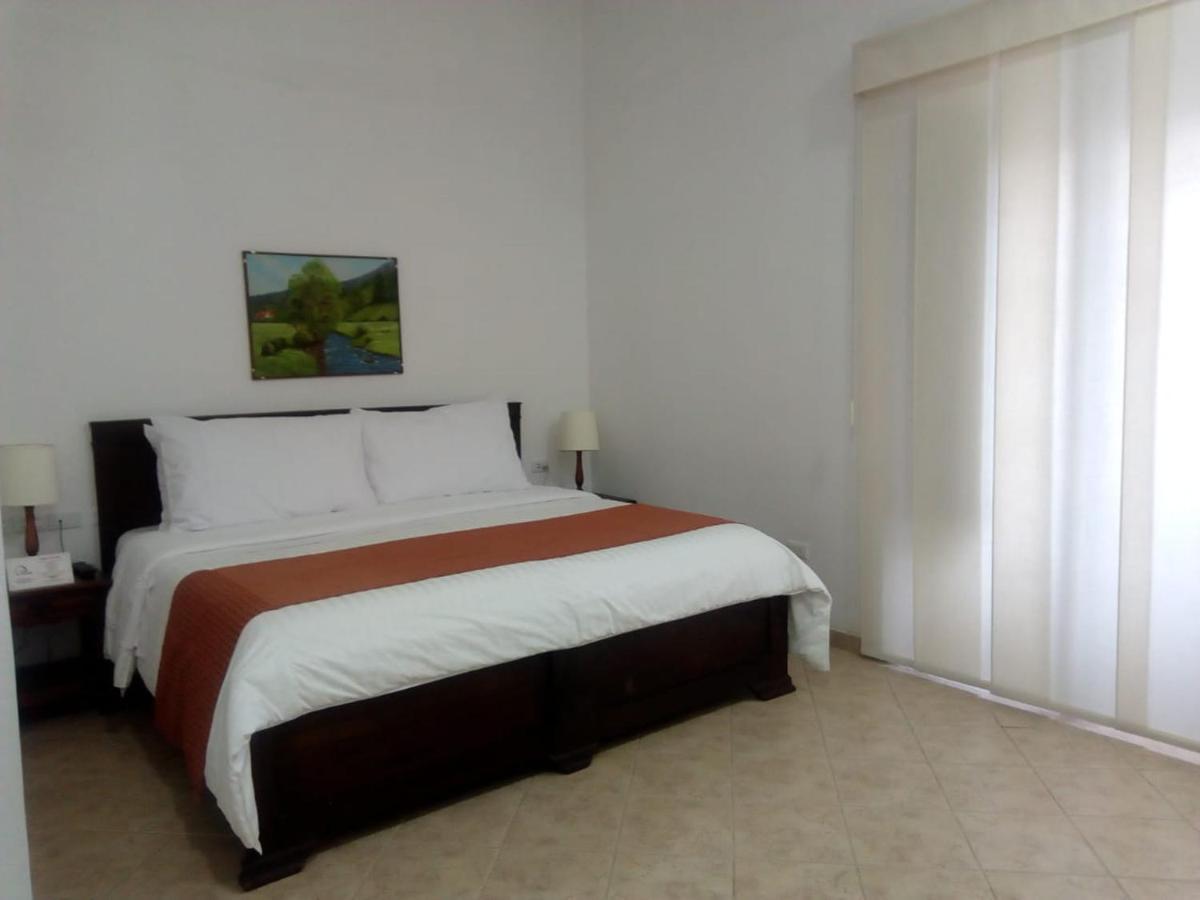 Hotel La Plazuela Попаян Экстерьер фото